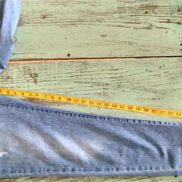 Lucky Brand Hayden Crop Jeans Size 10/30 Slightly Distressed Inseam Approx 26" - Picture 14 of 16